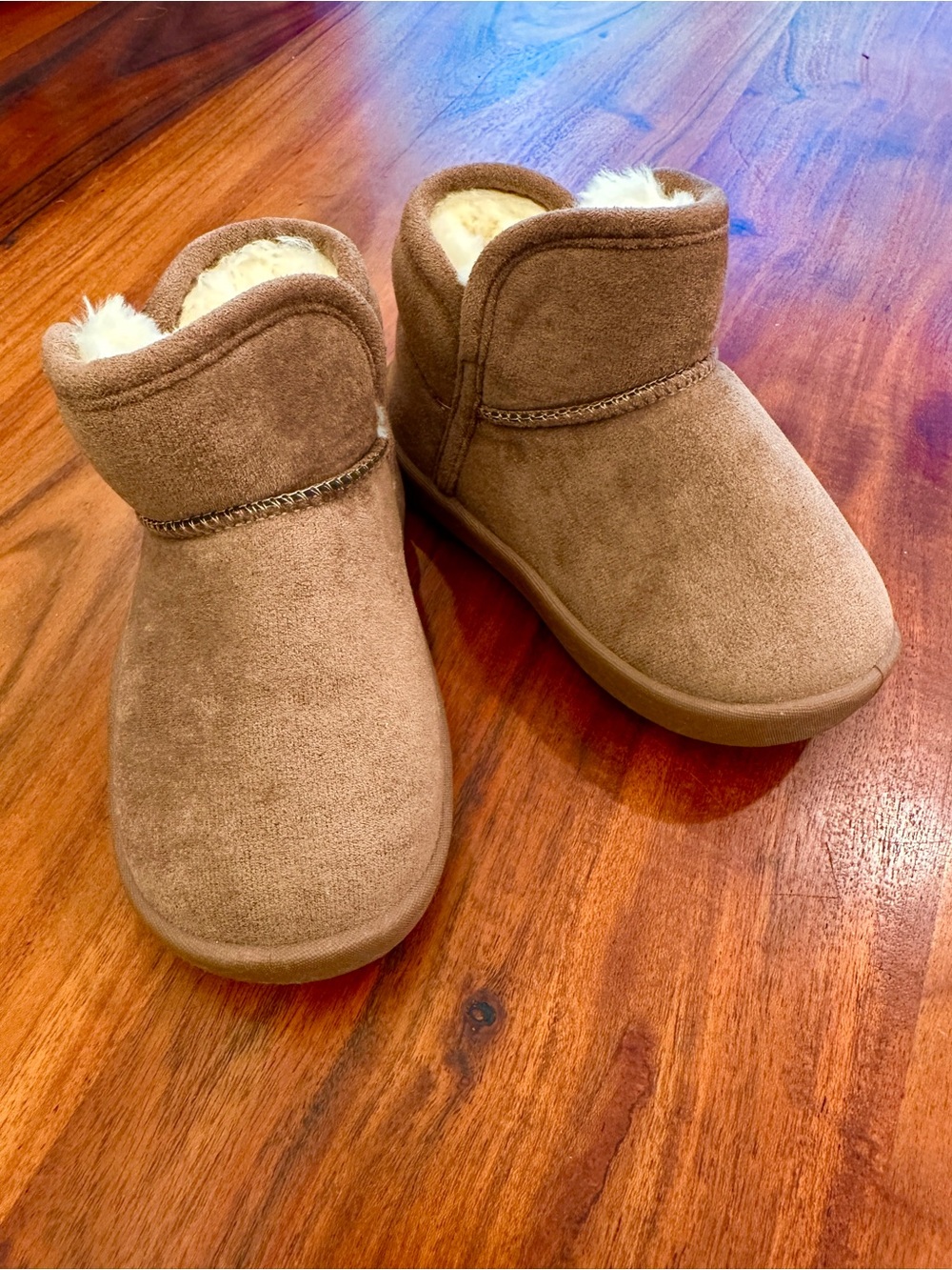 Cozy Faux-Shearling Kids Winter Boots in Brown